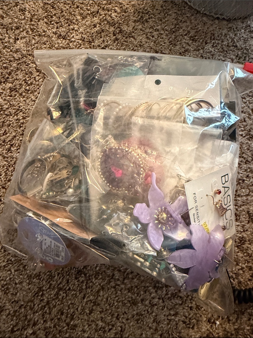100 pairs of earrings